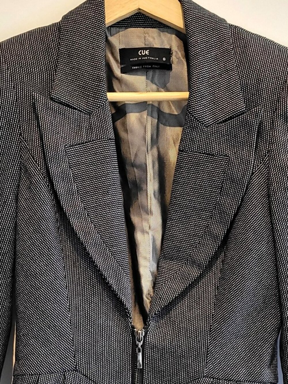 Cue Australia Cropped Peplum Blazer Size 2 - Picture 3 of 11